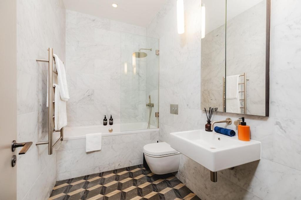 Shh! Oxford St Dream-Come-True Fam Design Hot Spot Λονδίνο Εξωτερικό φωτογραφία